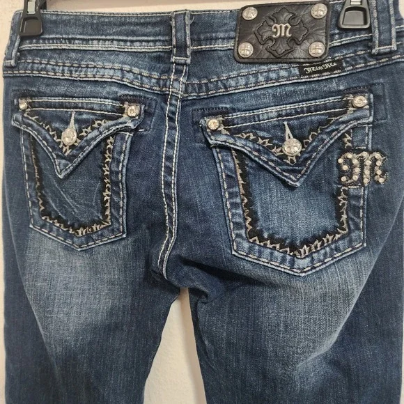 Miss Me Jeans 26 Easy Boot Embellished Dark Wash Denim Low Rise Distressed - Picture 6 of 6